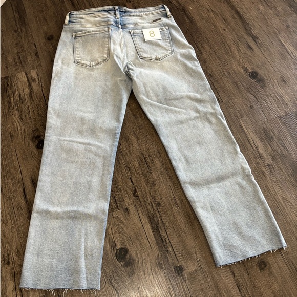 Kancan Light Wash Straight Leg Jeans W/ Raw Hem Soft & Stretchy Size 8 - Picture 5 of 12